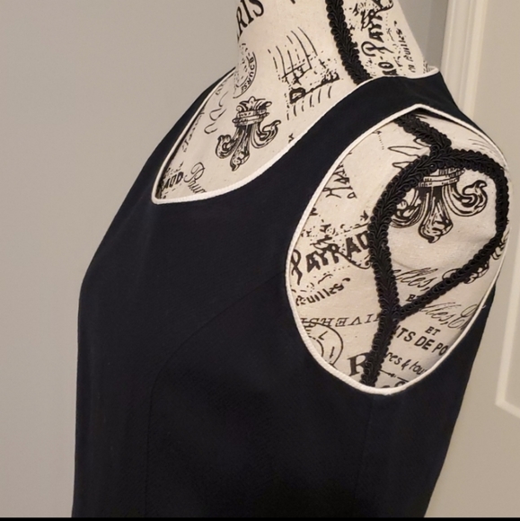 Gorgeous dress - Picture 2 of 3